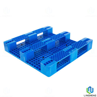 3 Runners Heavy Duty Plastic Storage Pallets 1200*1200*160mm With Steel Tubes